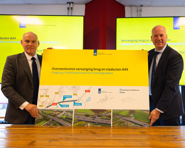 Contractondertekening project A44 Rijkswaterstaat