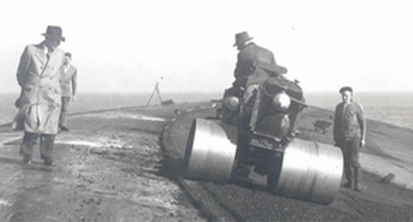 1953 op dijk.jpg